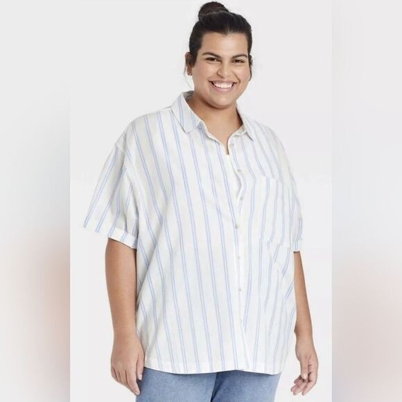 NWT Ava & Viv White & Blue Striped No-Gap Button Front Short Sleeve Top (2X) - Picture 1 of 7